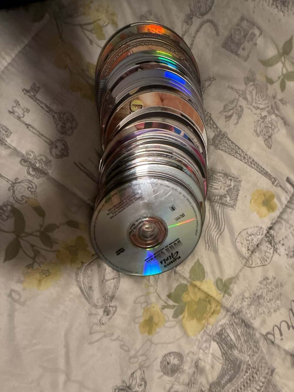 Lot of 40+ adult only Dvds - Picture 2 of 3
